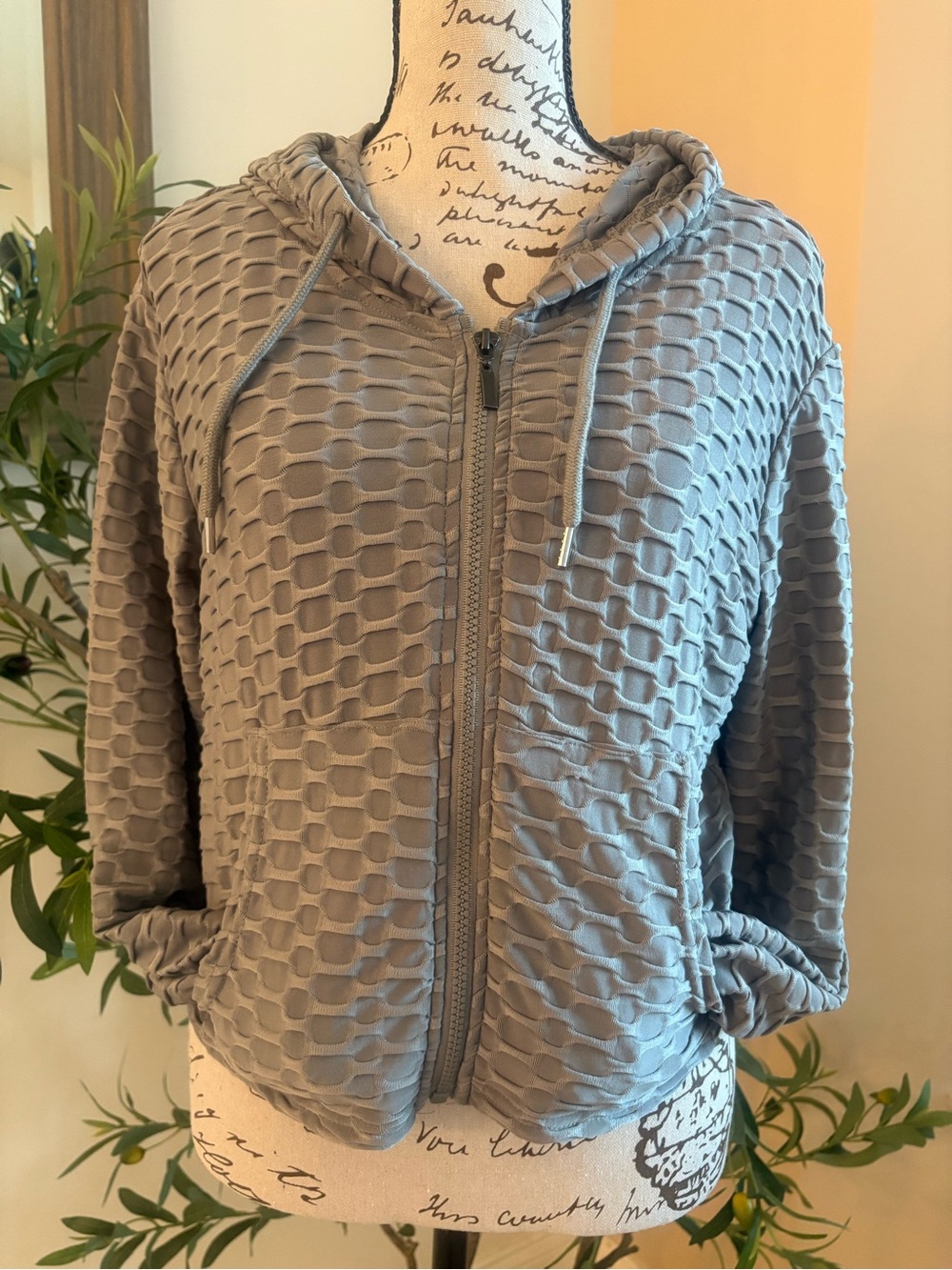 Charlotte Russe Textured Zip-Up Hooded Jacket - Gray